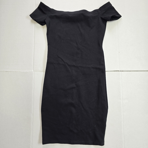 Black Off the Shoulder Bodycon Mini Women's Dress Size Small - Picture 1 of 5